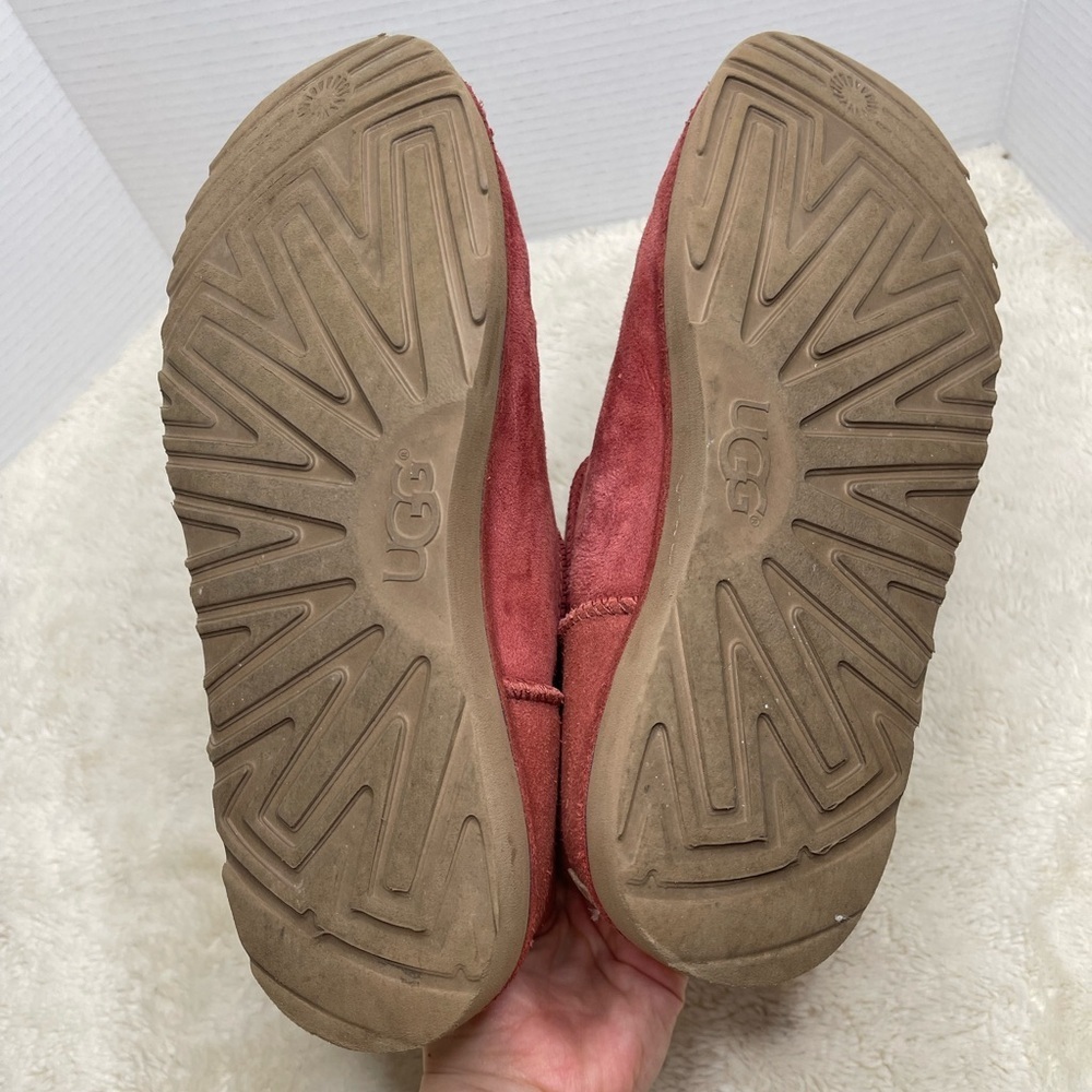 UGG Women's Red Winter Boots - Picture 7 of 8